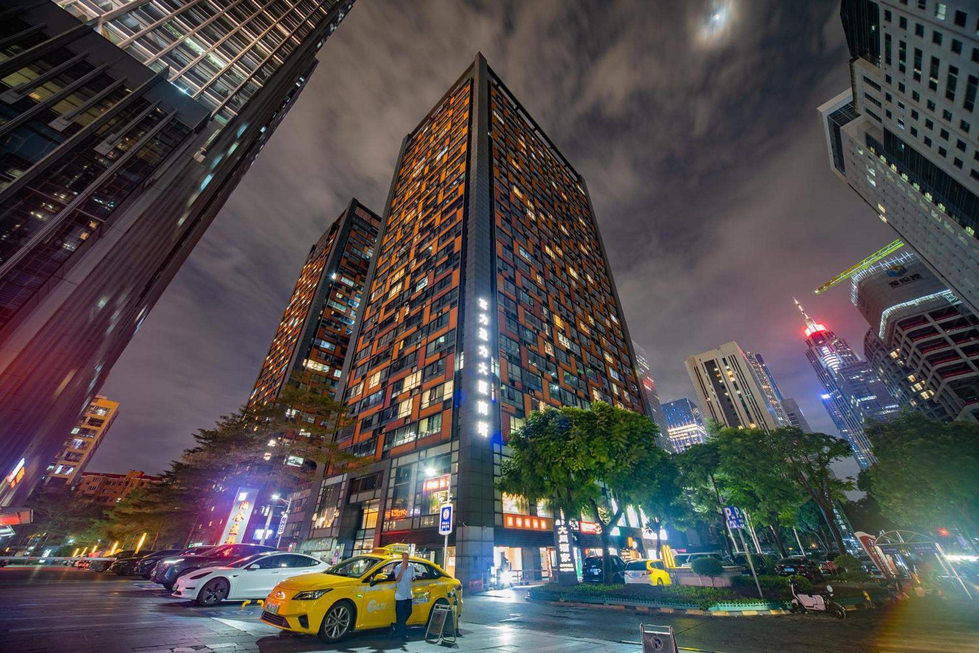 Lavande International Aparthotel Us Consulate General Guangzhou Zhujiang New Town Metro Branch - Free Shuttle Bus To Canton Fair Complex During Canton Fair Period & Free Vpn Internet Access المظهر الخارجي الصورة